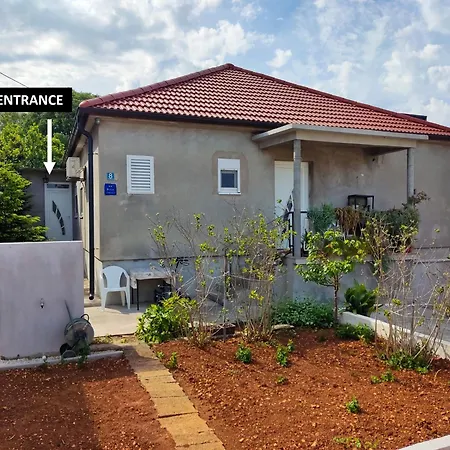 Apartament Arija