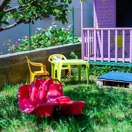 Arija Apartman *